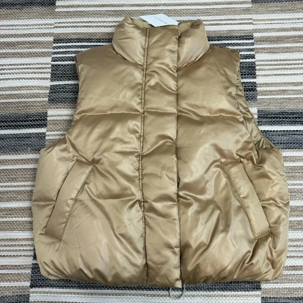 Beyond Yoga Women's‎ Pillow Puffer Vest Duck Down Zip Front Travertine Size L
